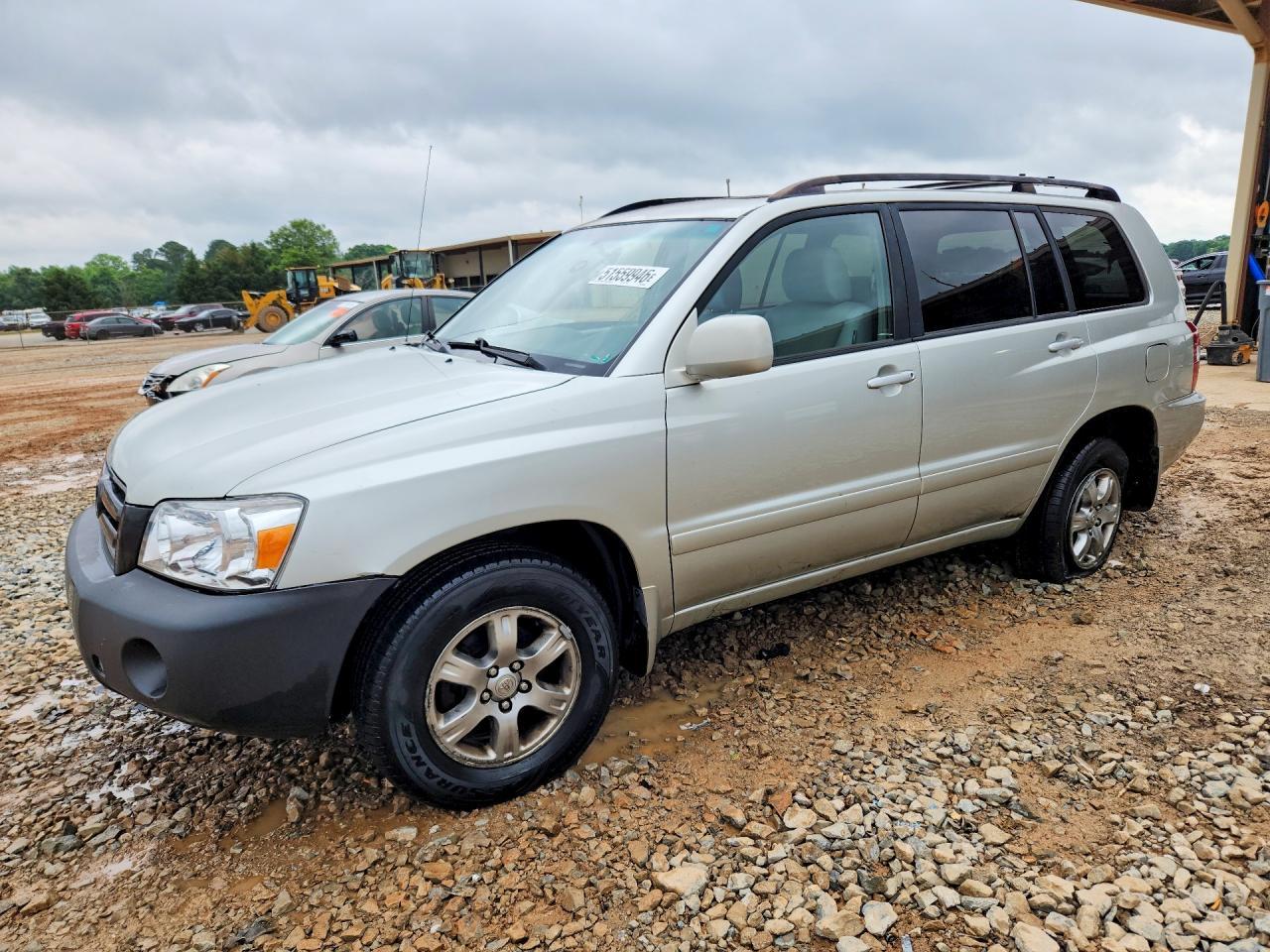 2004 Toyota Highlander Base