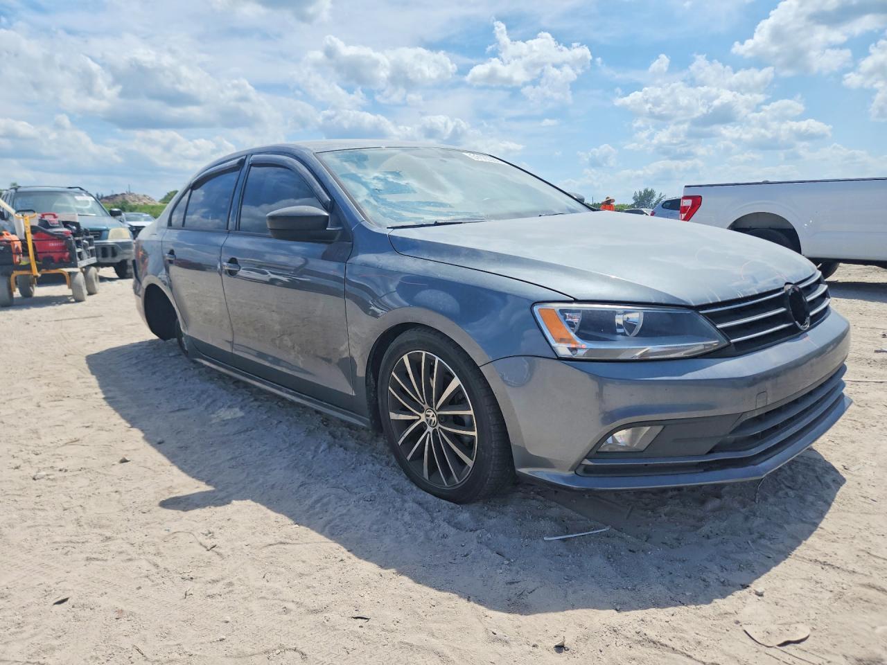 2016 Volkswagen Jetta Sport - Фото 4