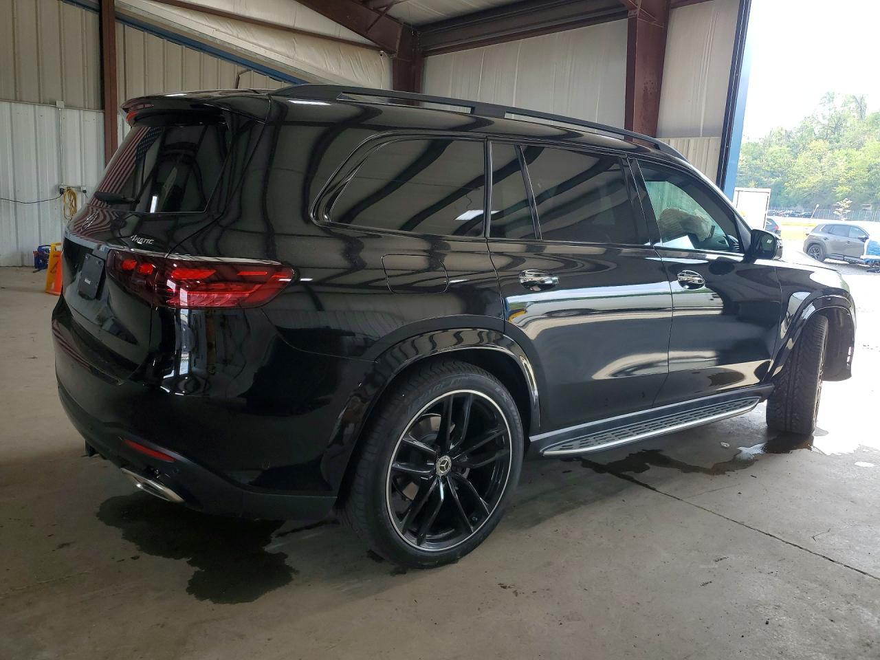 2024 Mercedes-Benz Gls 580 4Matic - Image 3