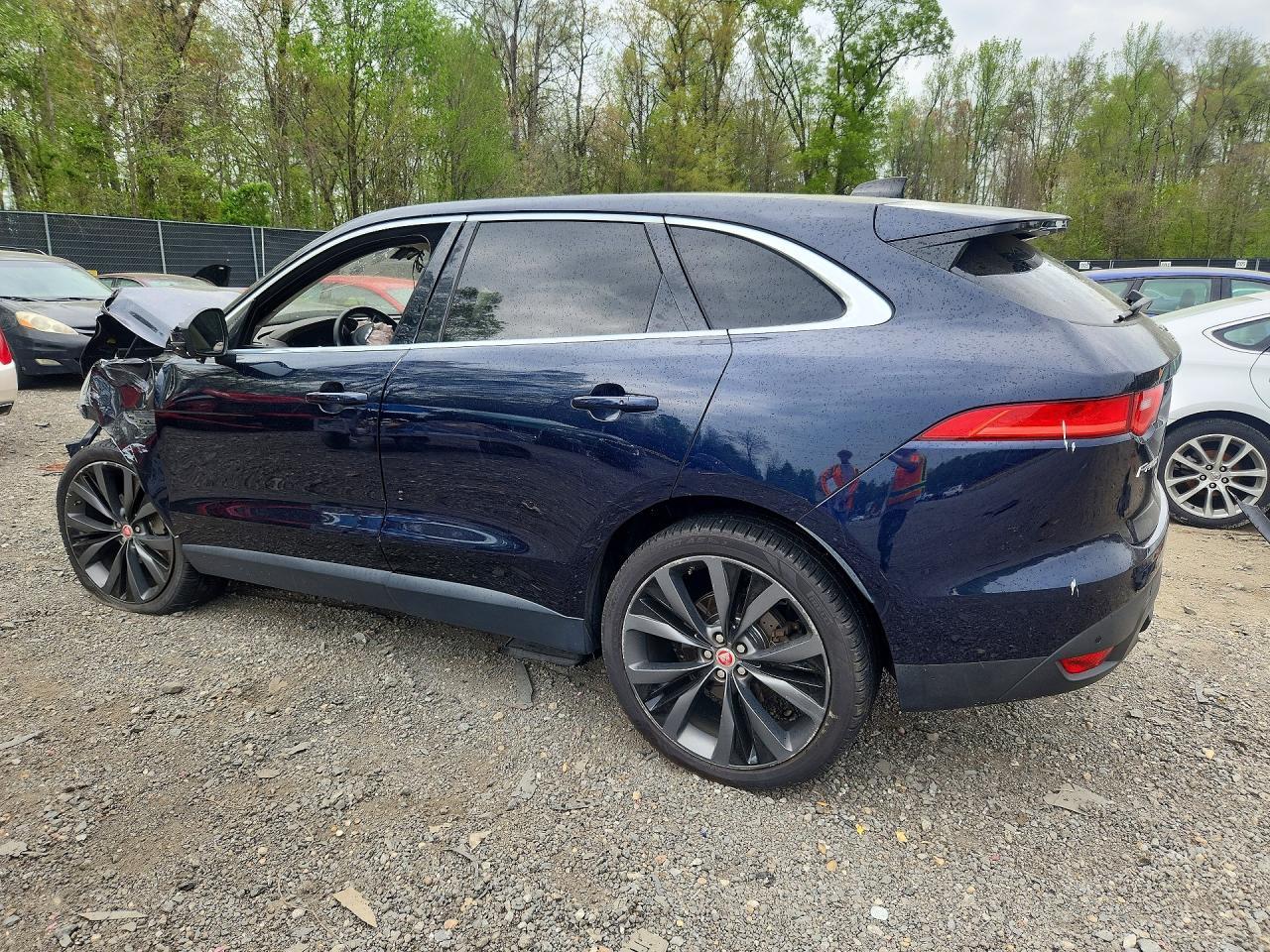 2020 Jaguar F-Pace Prestige - Фото 2