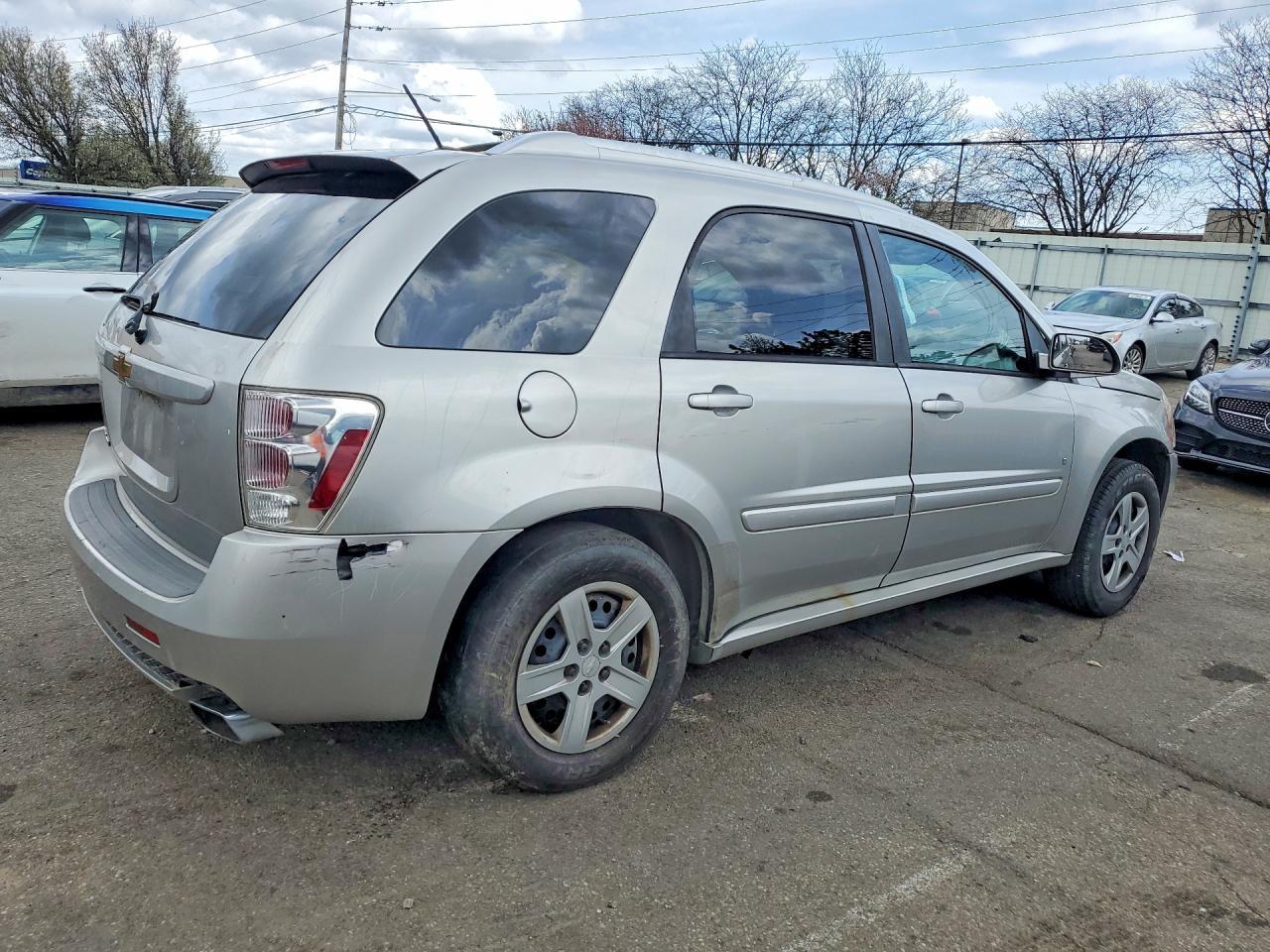 2008 Chevrolet Equinox Sport - Image 3