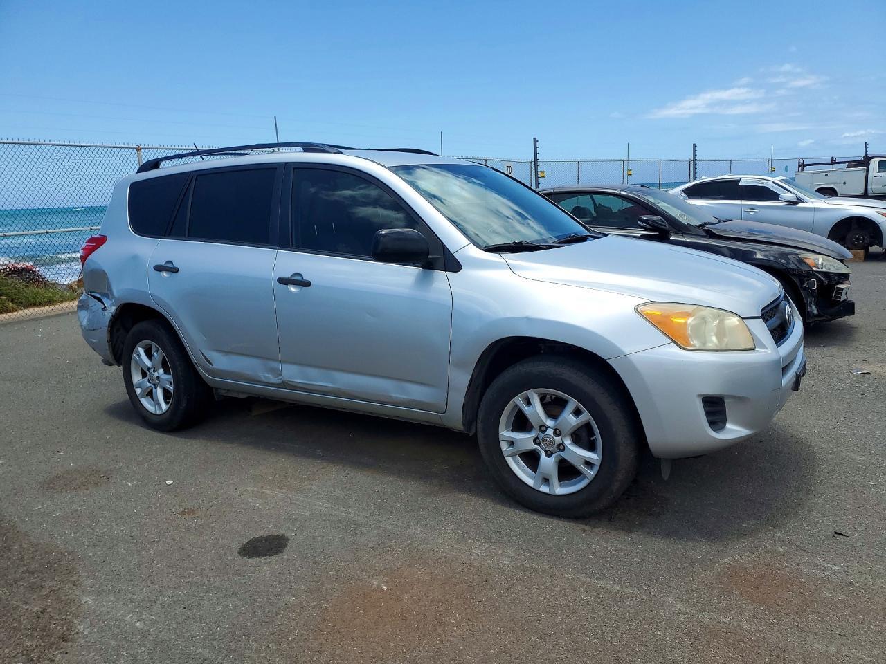 2012 Toyota Rav4 Base - Image 4