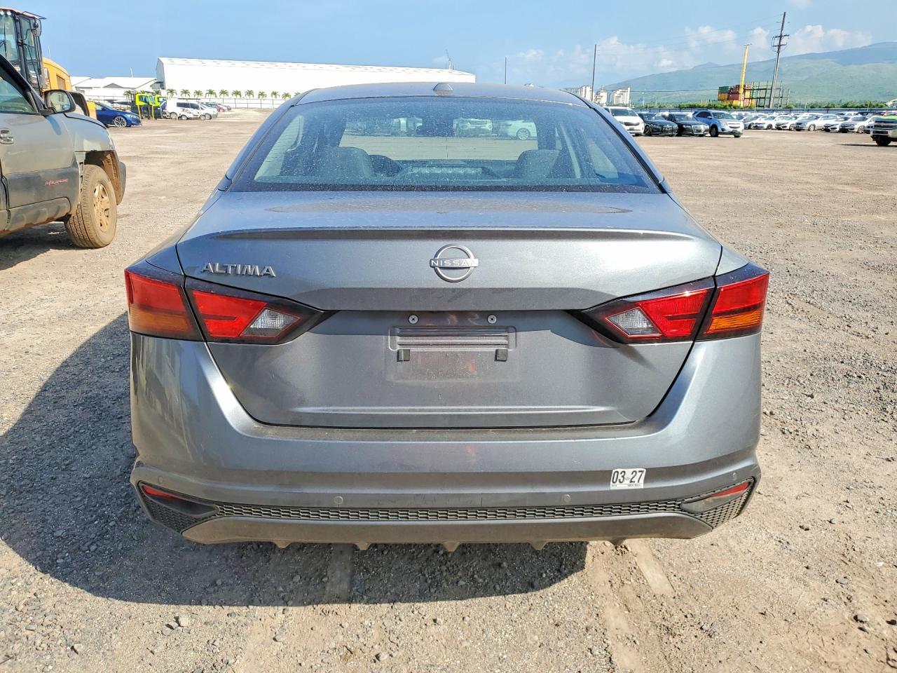 2025 Nissan Altima S - Фото 6