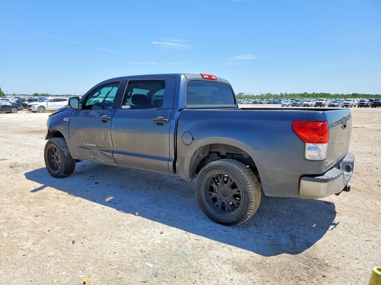 2010 Toyota Tundra Grade - Фото 2