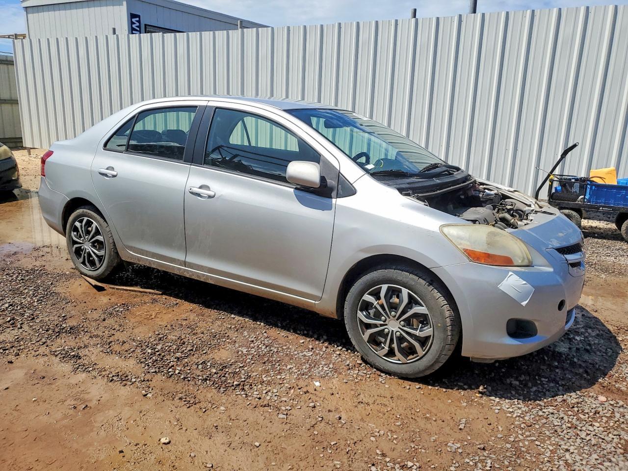 2007 Toyota Yaris Base - Image 4