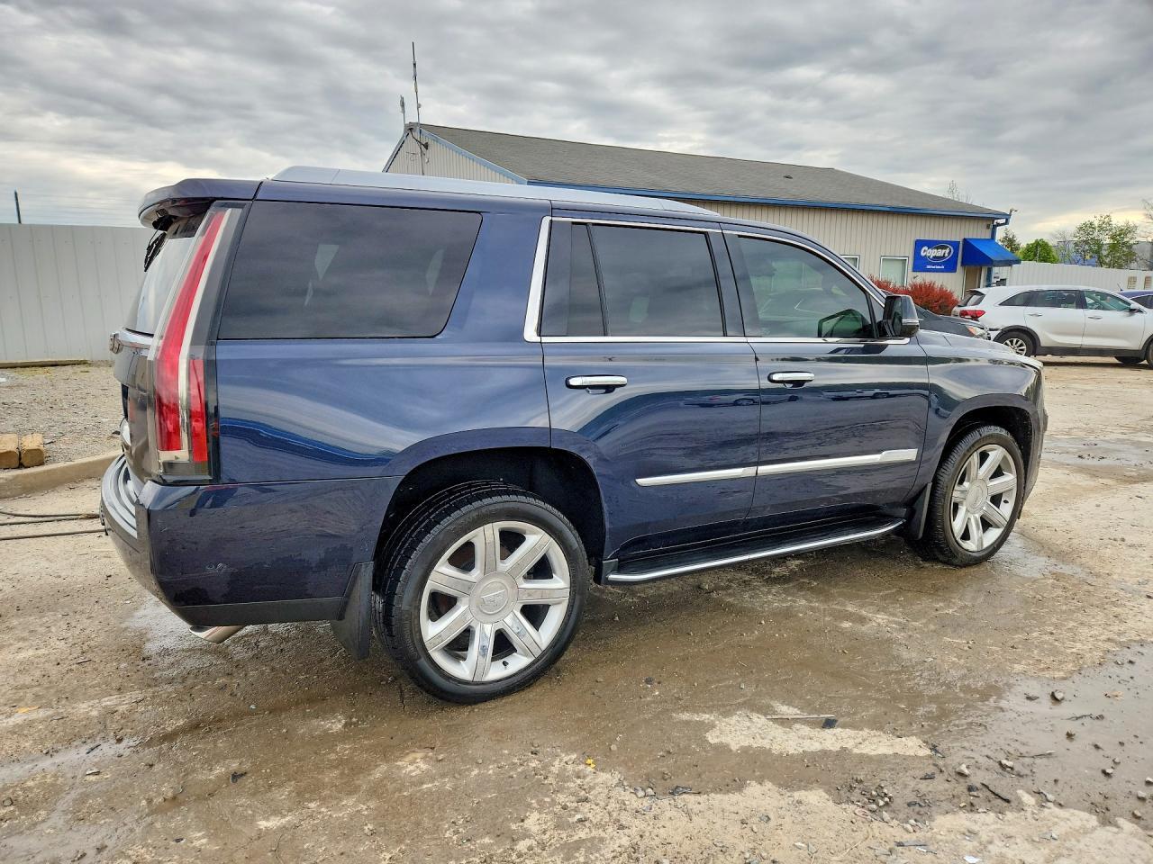 2019 Cadillac Escalade Luxury - Фото 3