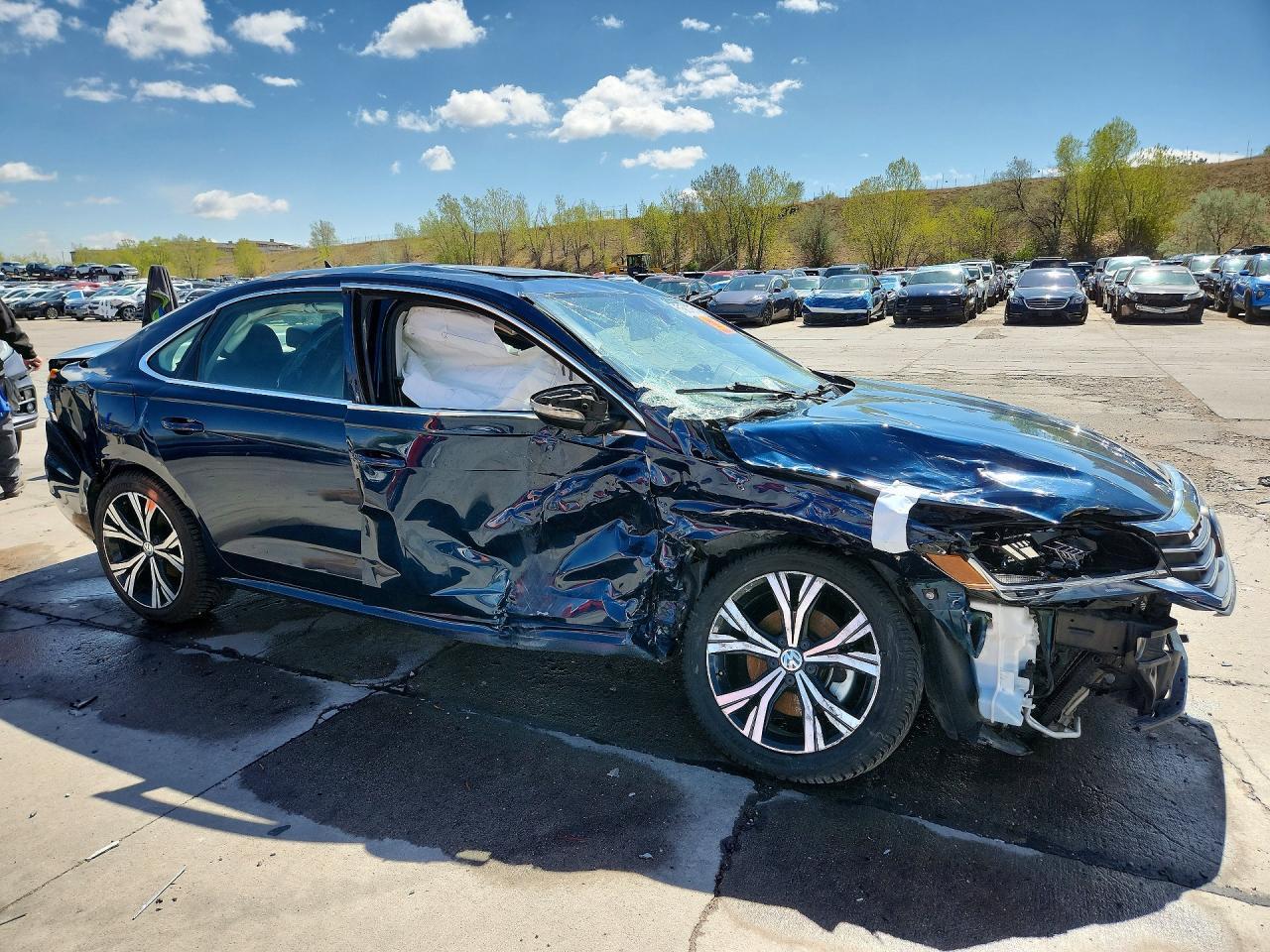 2021 Volkswagen Passat Se - Image 4