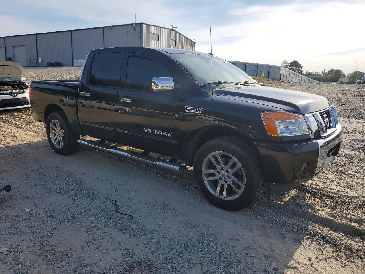 2014 Niss Titan Sl - Фото 4