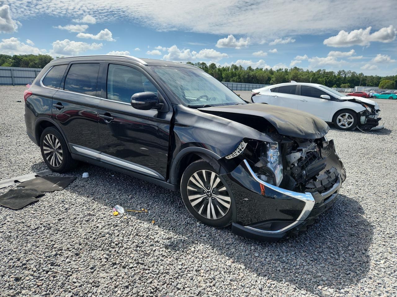 2020 Mitsubishi Outlander Se - Фото 4