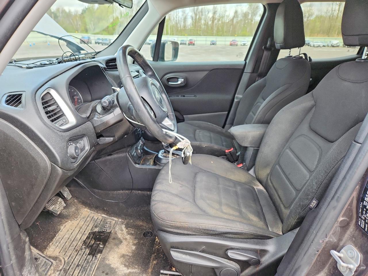 2019 Jeep Renegade Latitude - Image 7