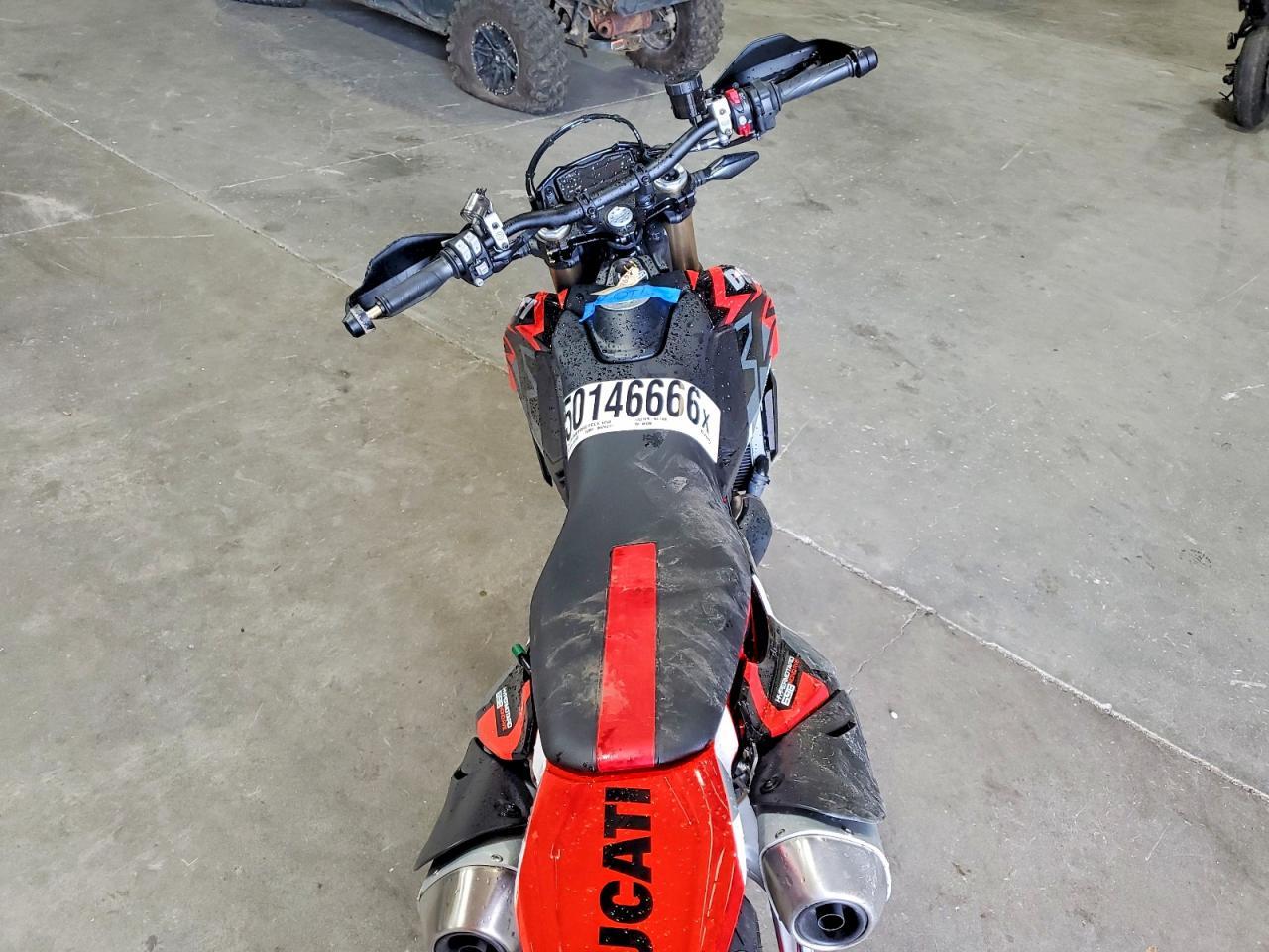2025 Ducati Hypermotard - Image 6