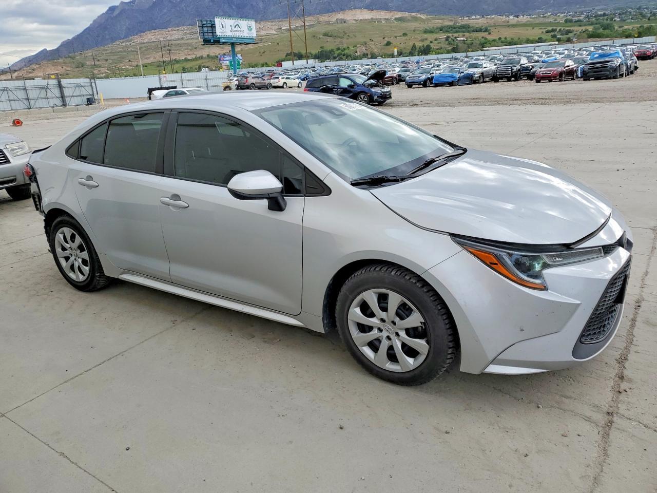 2022 Toyota Corolla Le - Фото 4