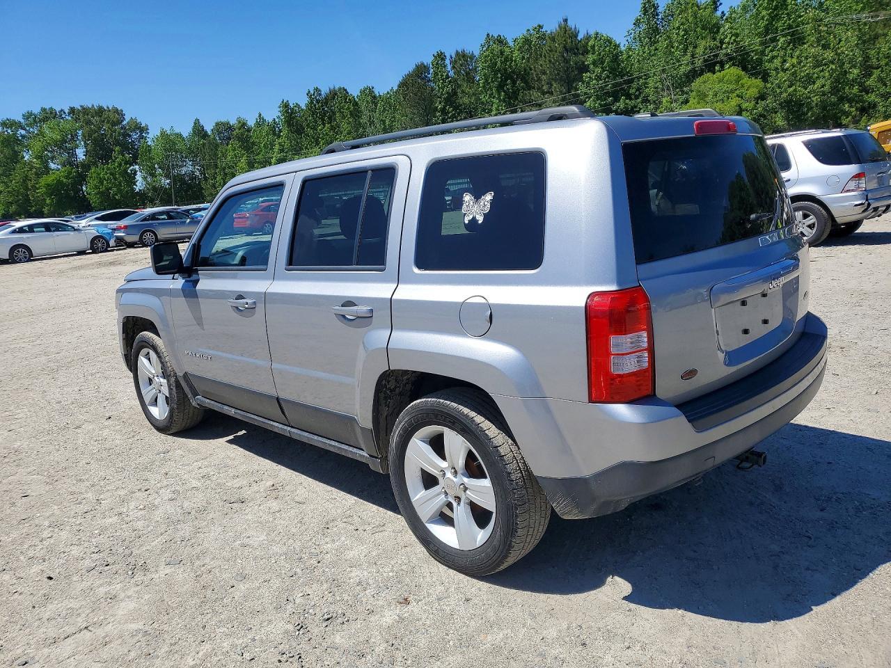 2016 Jeep Patriot Latitude - Image 2