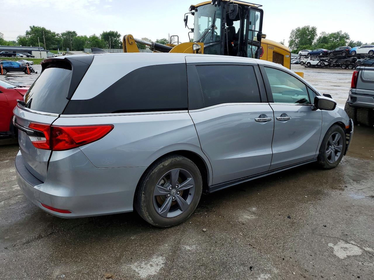 2021 Honda Odyssey Ex - Фото 3
