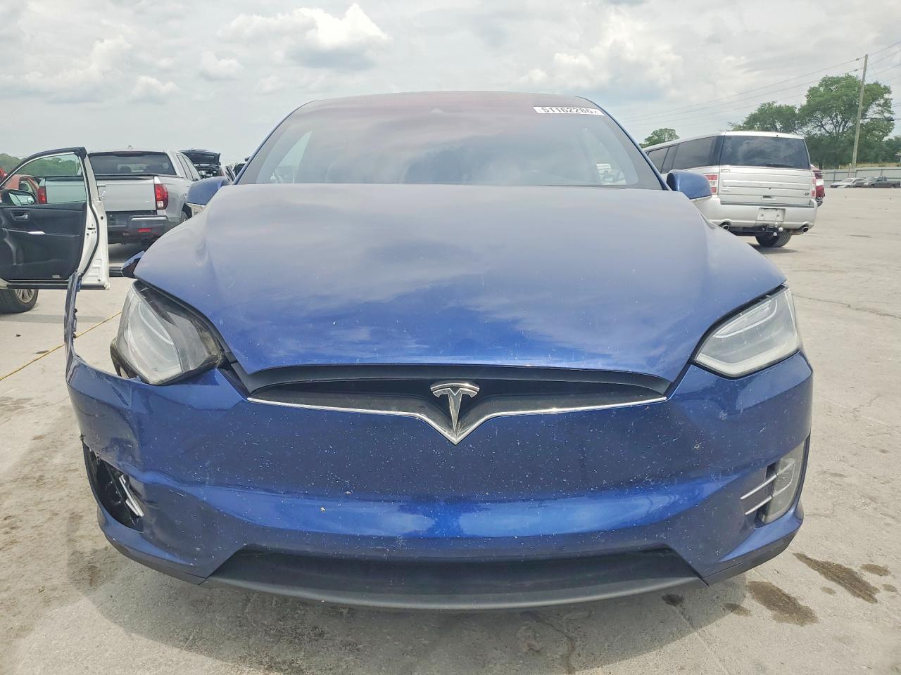 2016 Tesla Model X - Фото 5