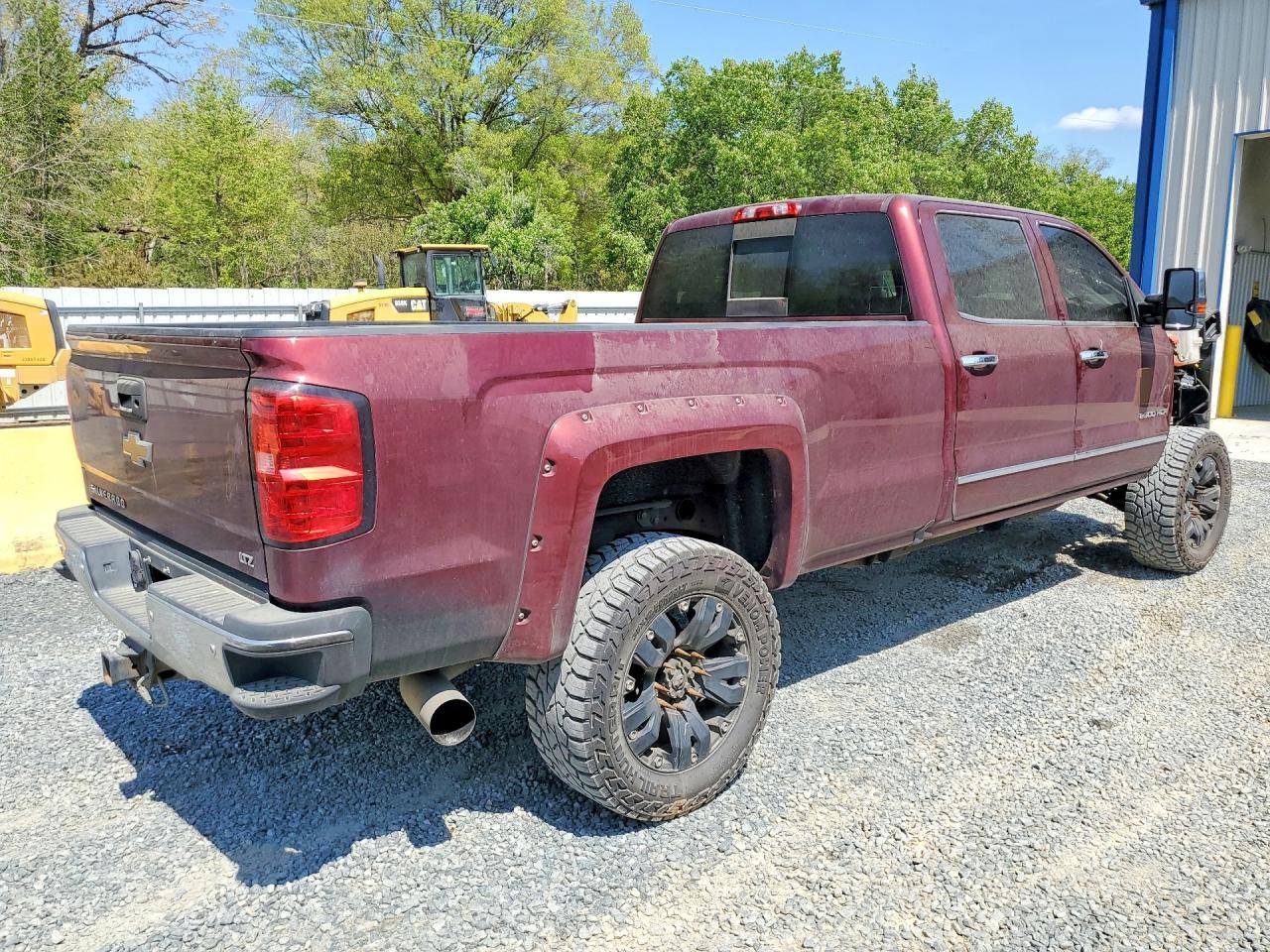 2016 Chevrolet Silverado K2500 Heavy Duty Ltz - Фото 3