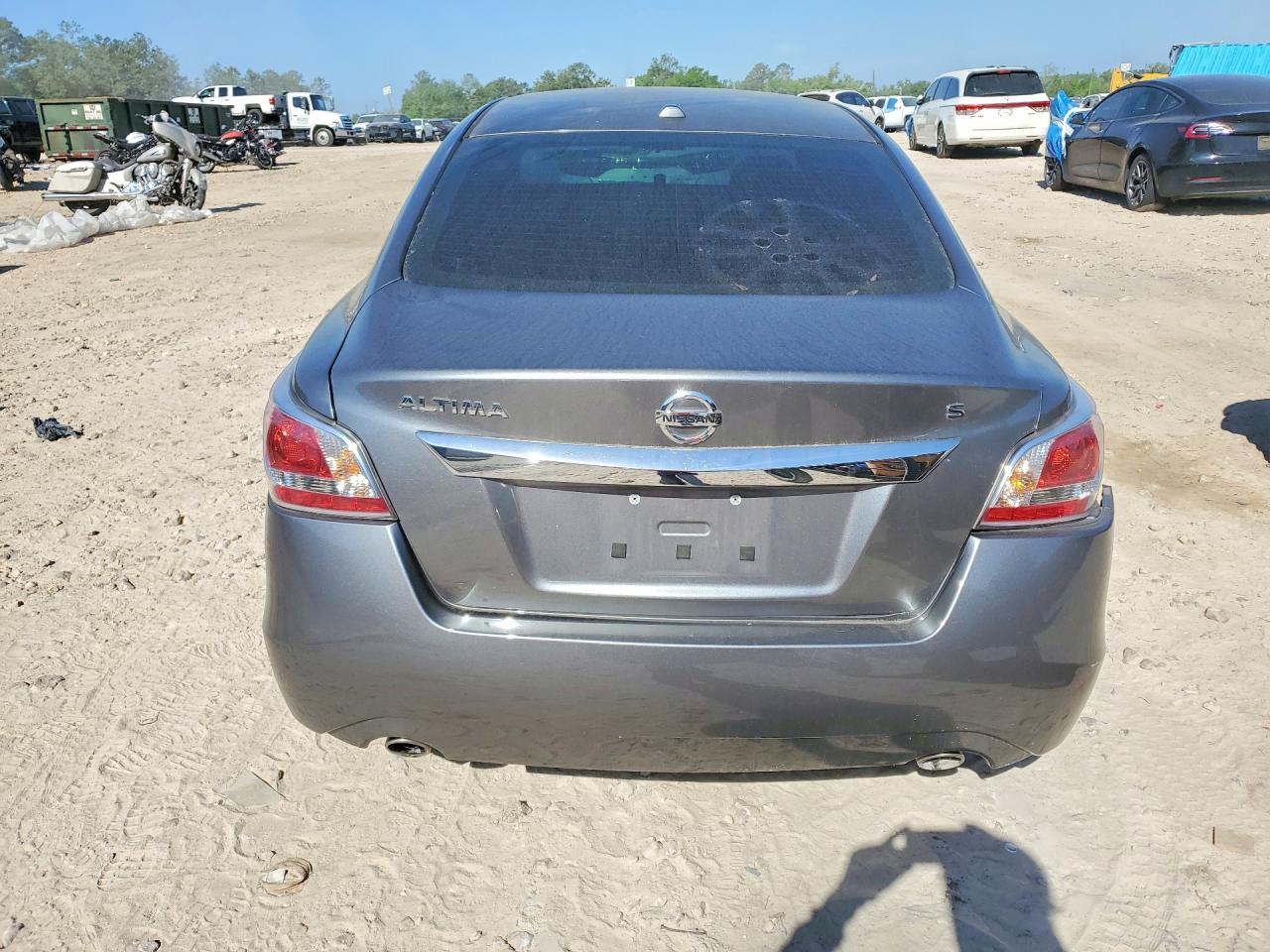 2015 Nissan Altima 2.5 S - Image 6