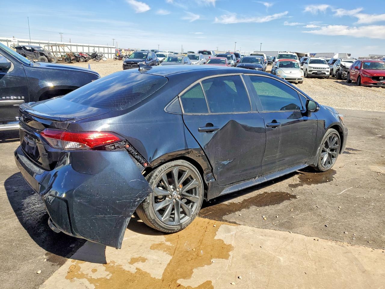 2024 Toyota Corolla Se - Фото 3