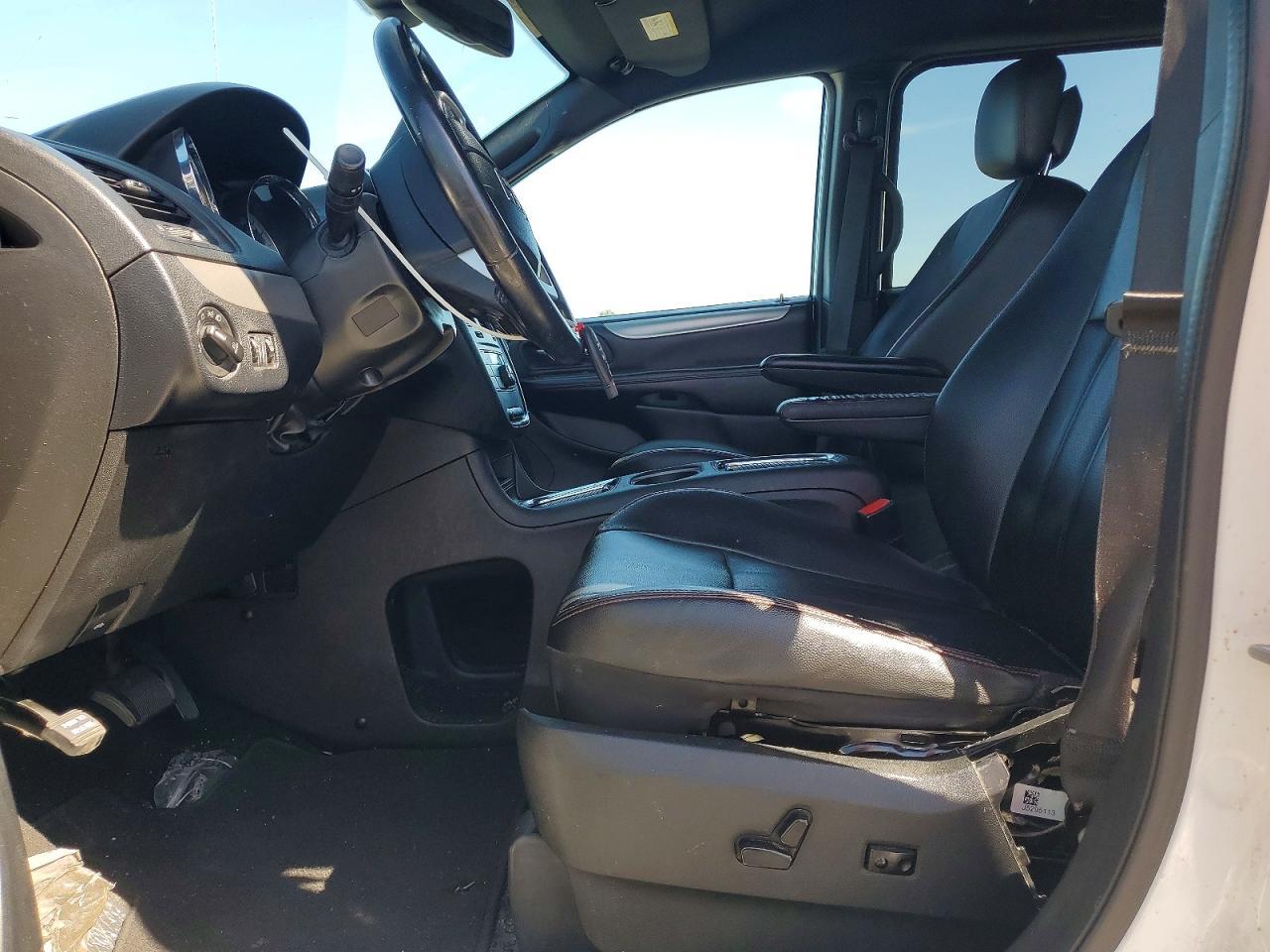 2019 Dodge Grand Caravan Gt- R&D- Cln Title- Repo - Фото 7