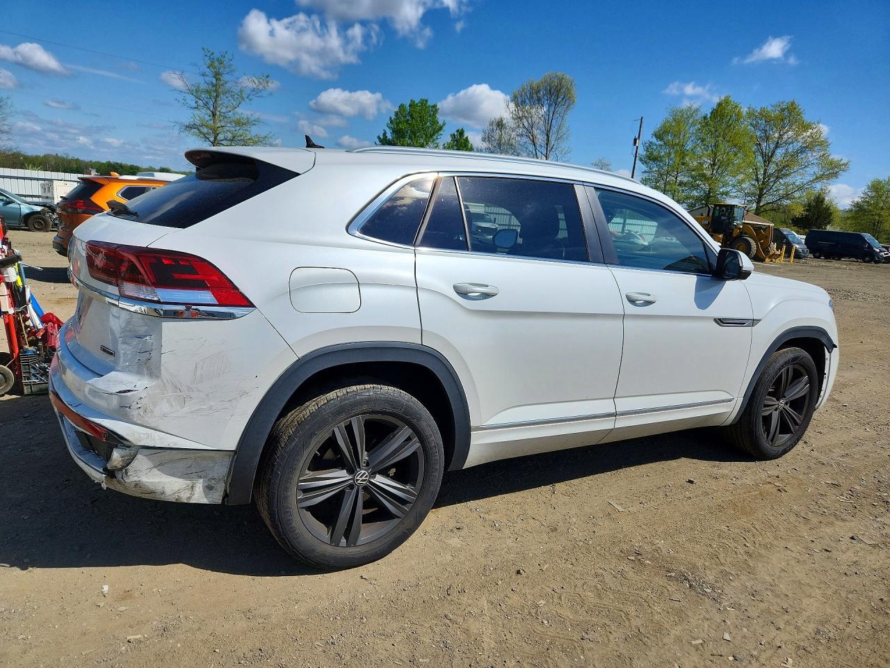 2022 Volkswagen Atlas Cross Sport Sel R-Line - Фото 3