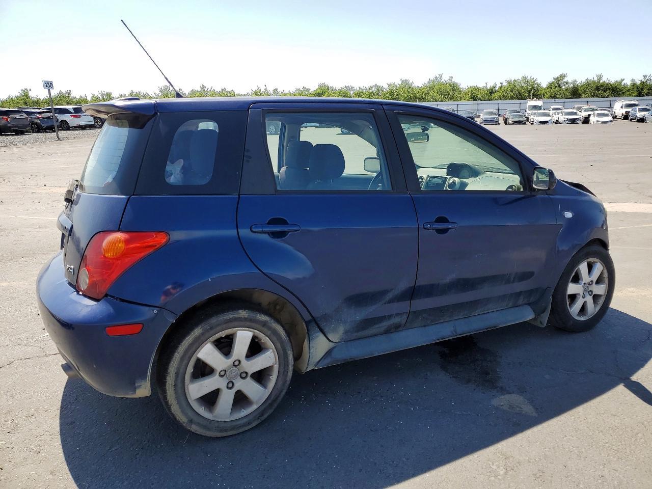 2004 Scion Xa Base - Фото 3
