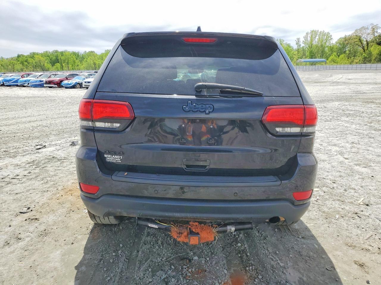 2018 Jeep Grand Cherokee Laredo - Image 6