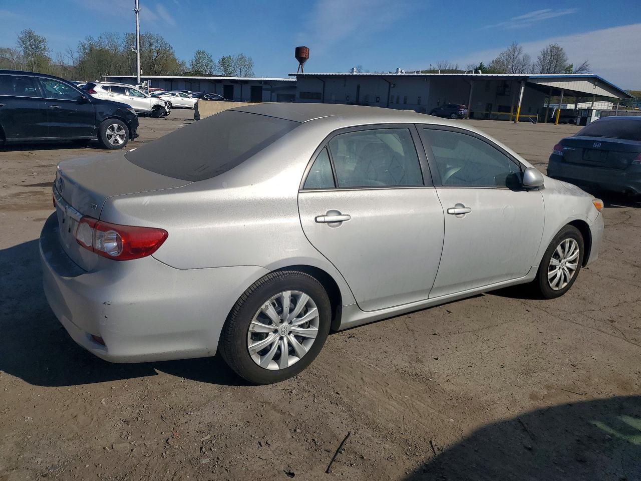 2013 Toyota Corolla Le - Фото 3