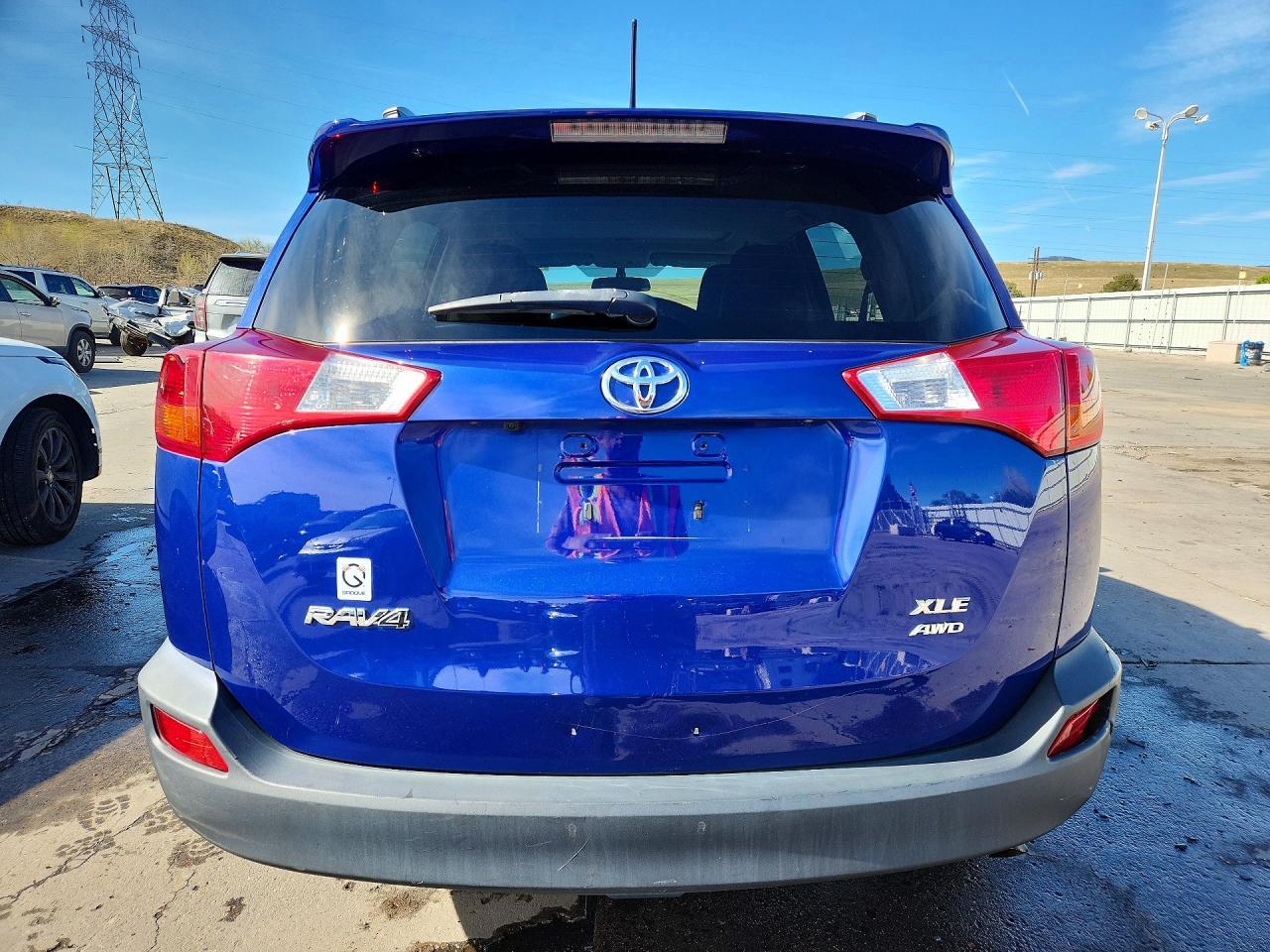 2015 Toyota Rav4 Xle - Image 6
