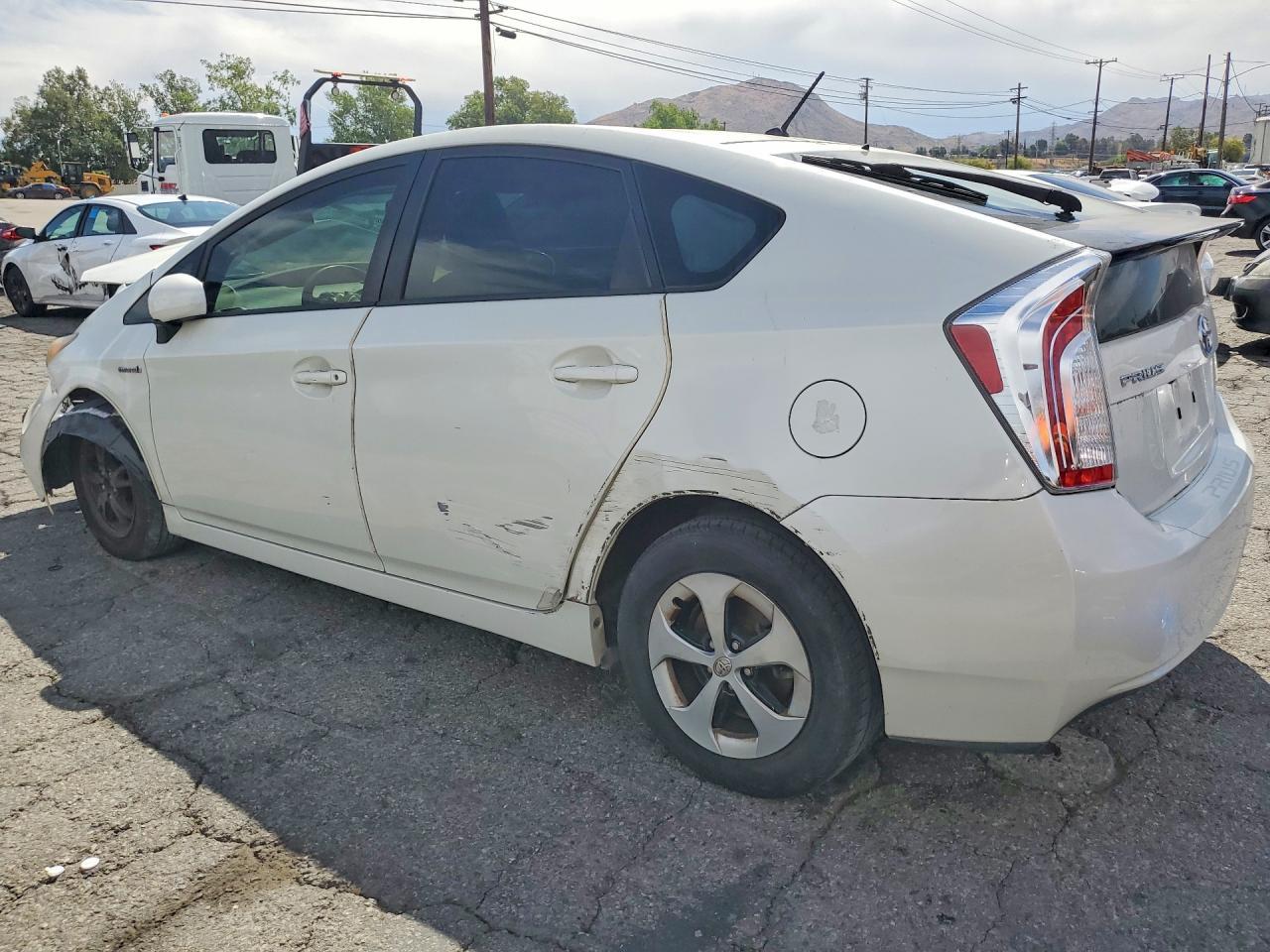 2015 Toyota Prius Two - Image 2