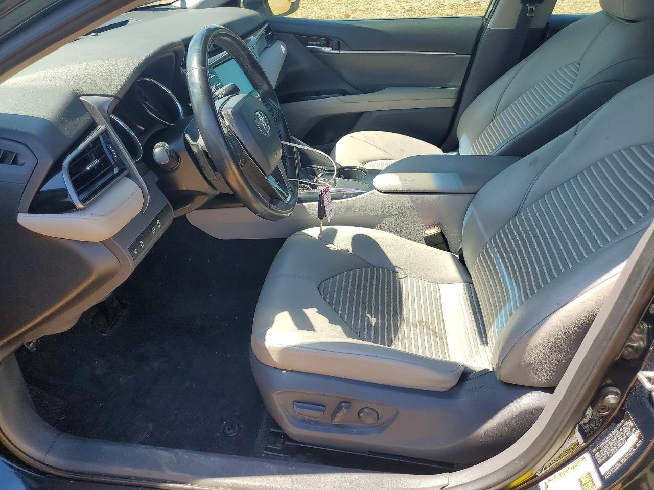 2019 Toyota Camry Se - Фото 7