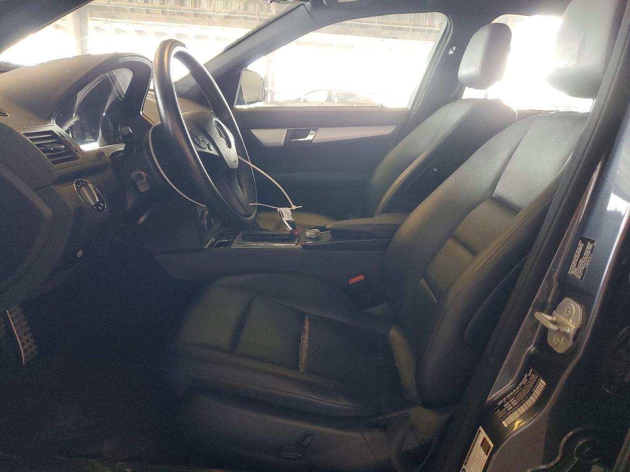 2009 Mercedes-Benz C 300 - Image 7