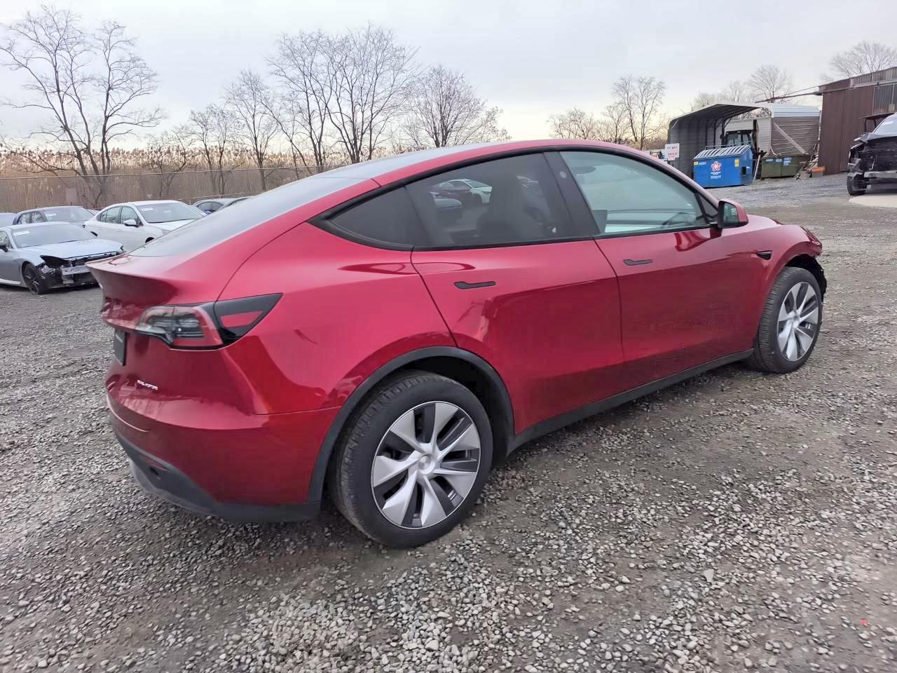 2024 Tesla Model Y - Фото 4