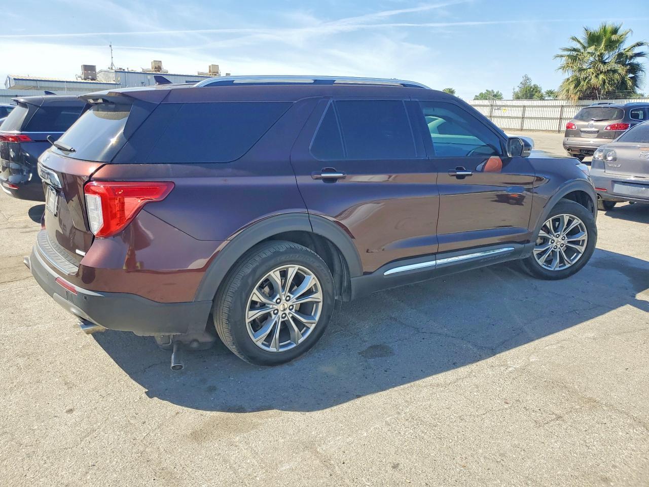 2020 Ford Explorer Limited - Фото 3