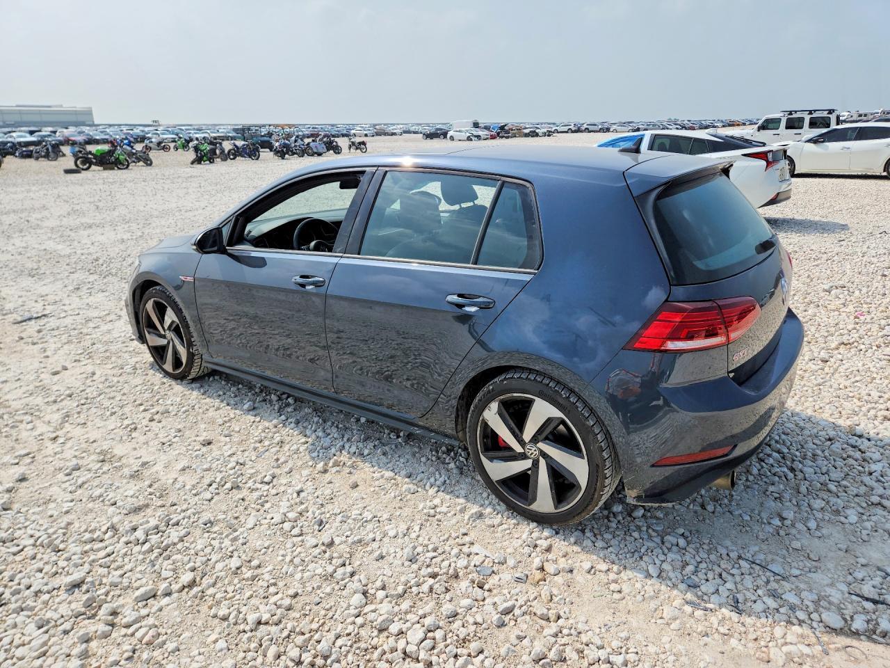 2020 Volkswagen Gti S - Image 2