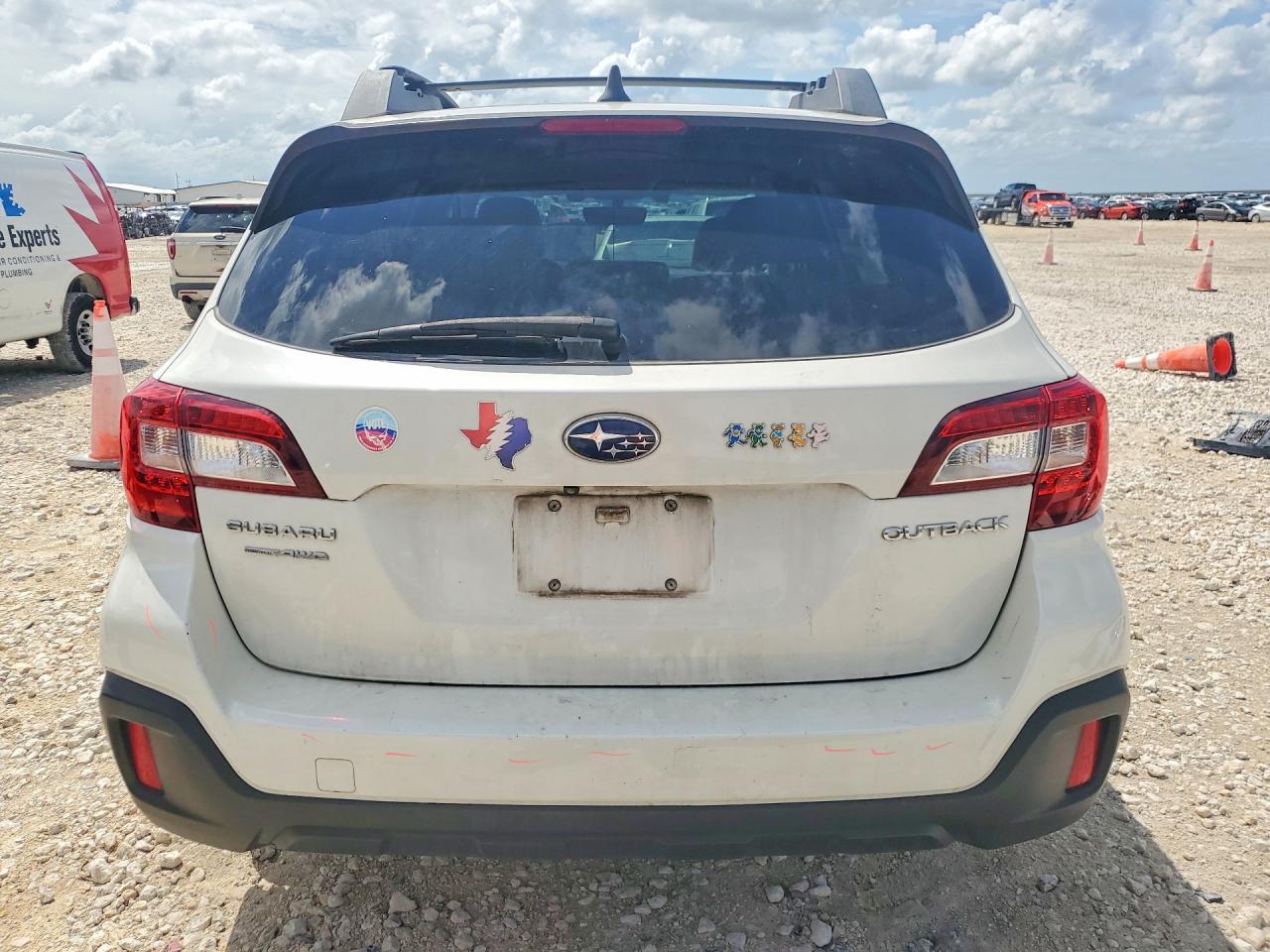 2018 Subaru Outback 2.5I Premium - Фото 6