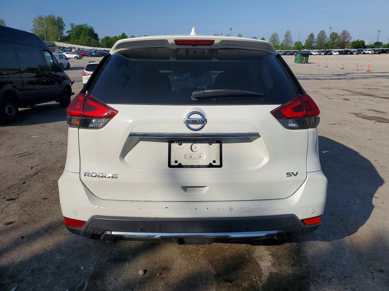 2020 Nissan Rogue Sv - Image 6