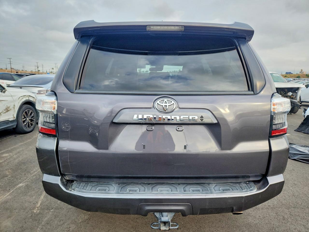 2021 Toyota 4Runner Sr5 Premium - Image 6