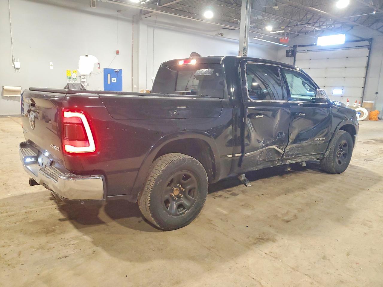 2019 Ram 1500 Limited - Фото 3