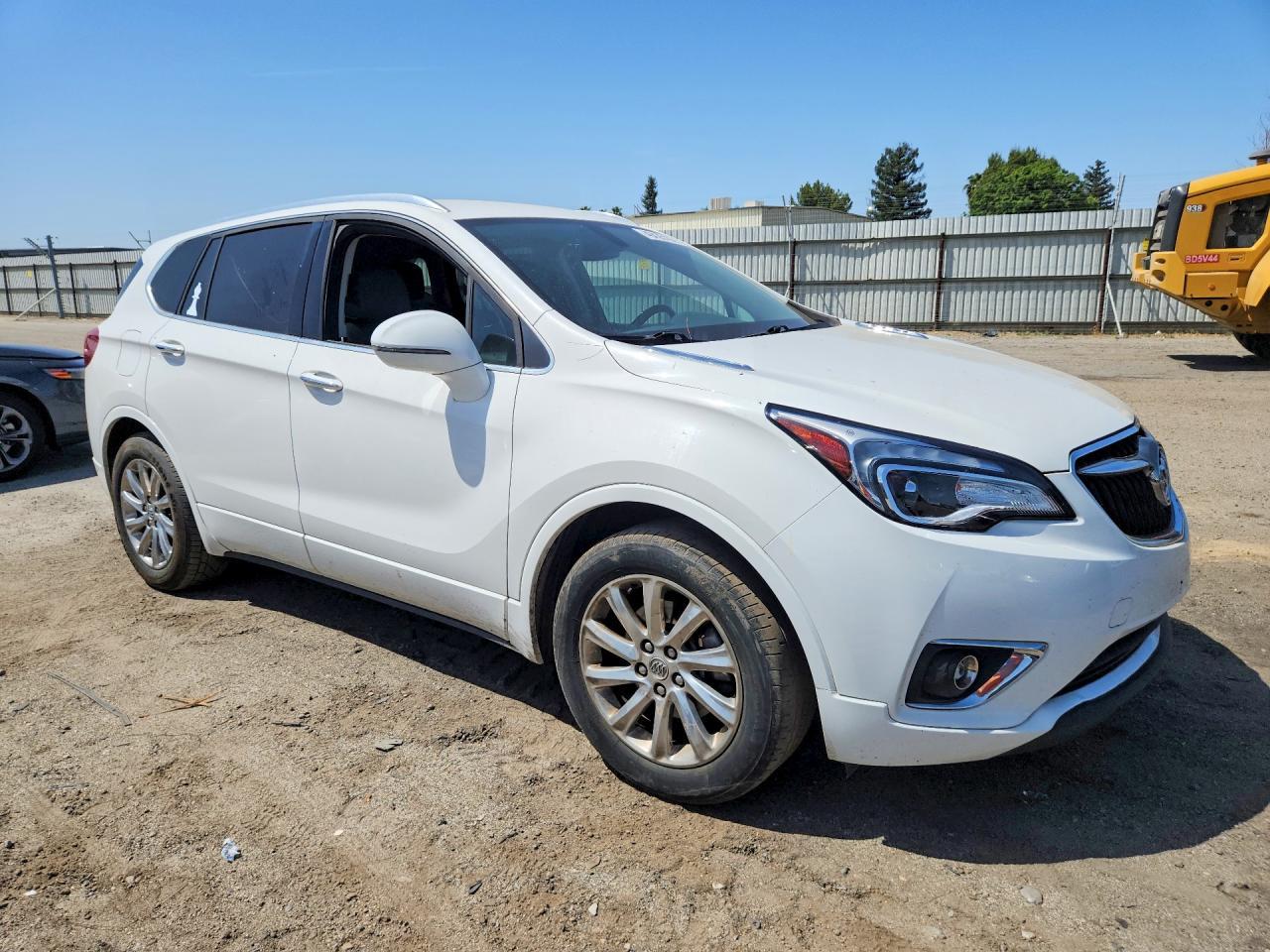 2019 Buick Envision Essence - Image 4