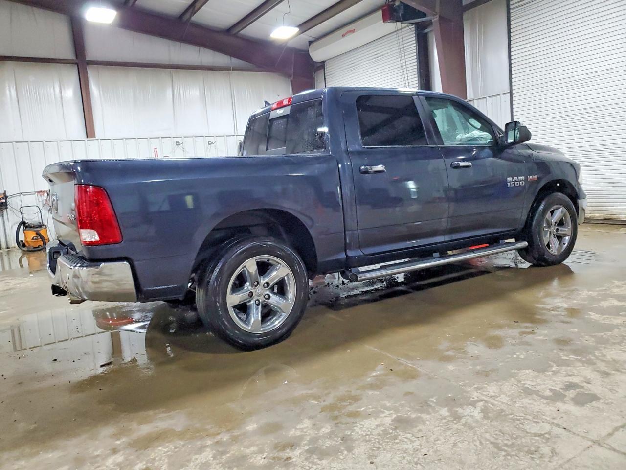 2016 Ram 1500 Slt - Image 3
