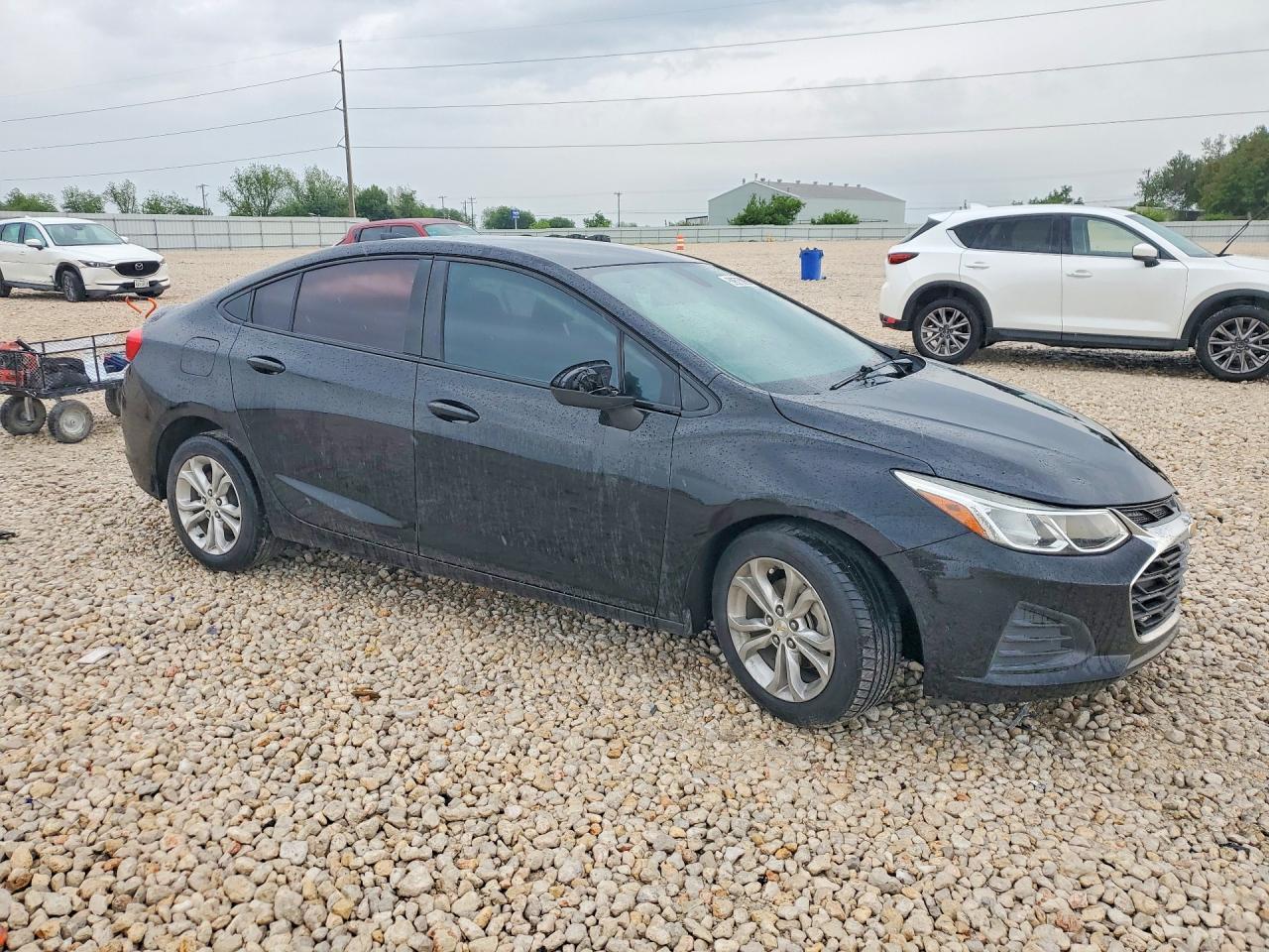 2019 Chevrolet Cruze Ls - Image 4