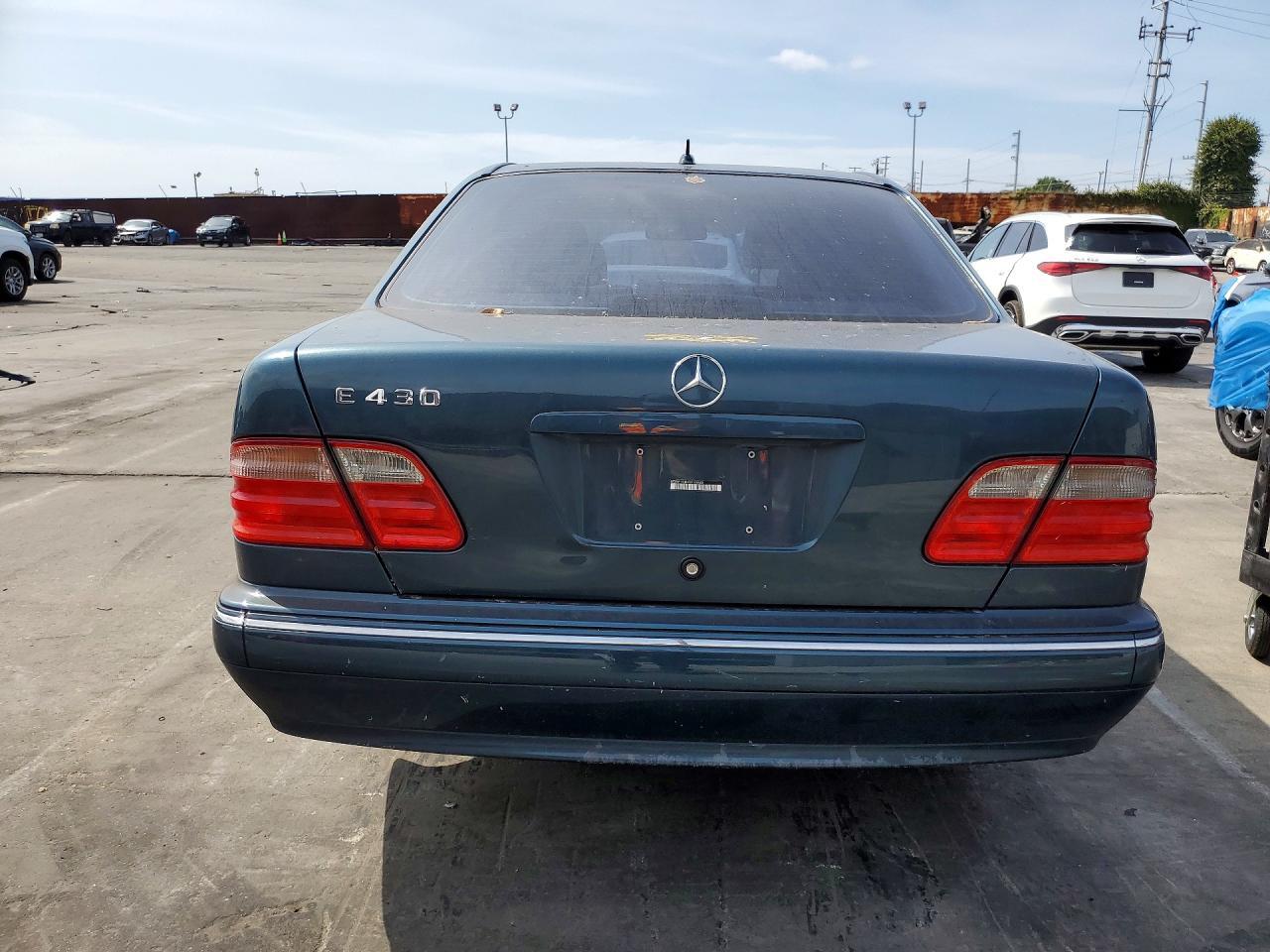 2000 Mercedes-Benz E 430 - Фото 6