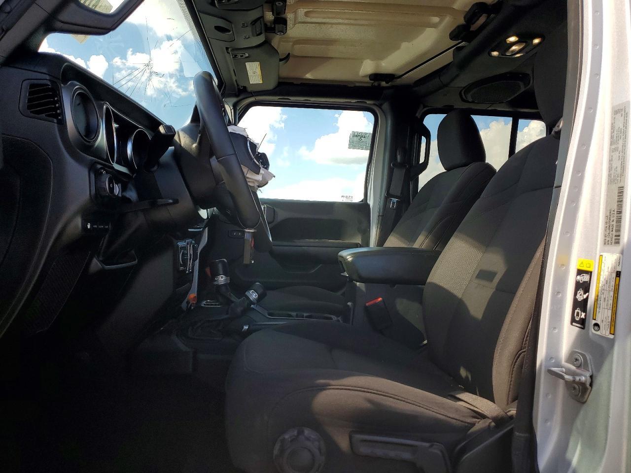 2023 Jeep Wrangler 4Xe - Фото 7