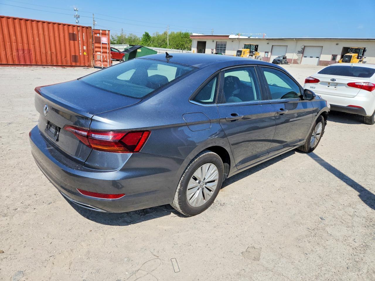 2019 Volkswagen Jetta S - Фото 3