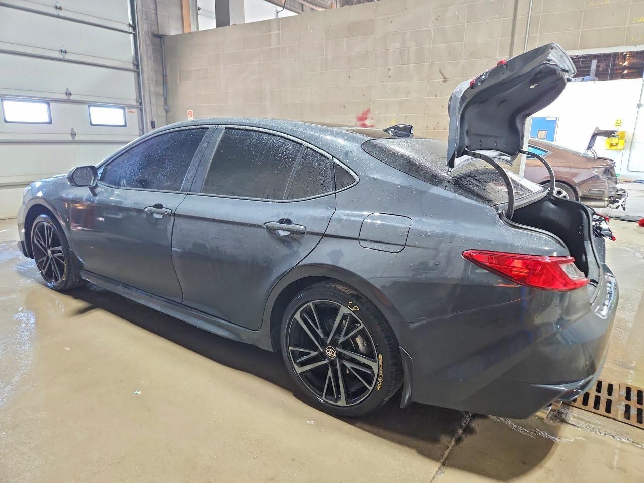 2026 Toyota Camry Xse - Фото 2