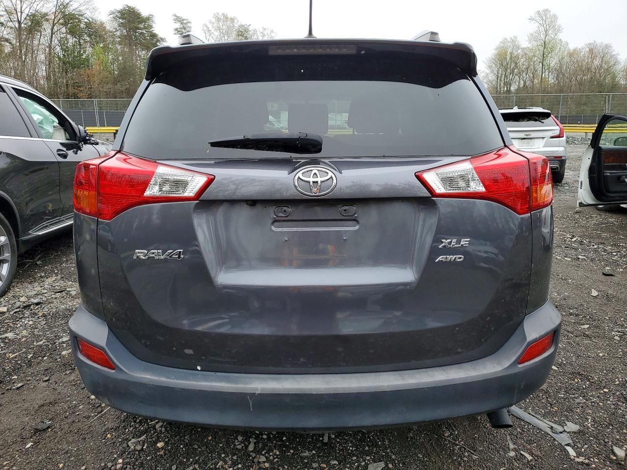 2015 Toyota Rav4 Xle - Фото 6