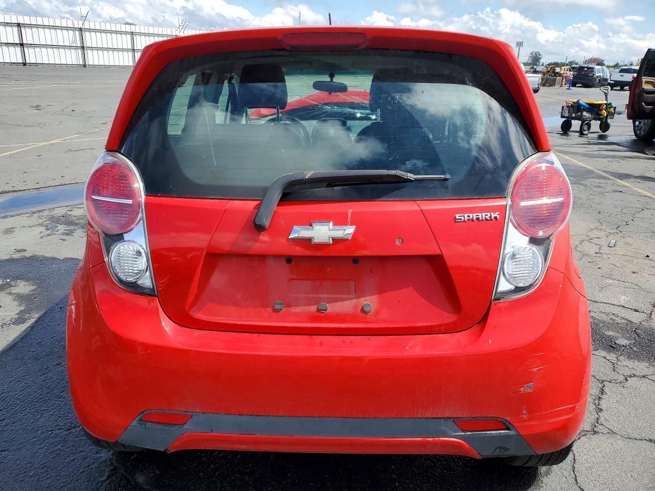 2015 Chevrolet Spark 1Lt - Фото 6