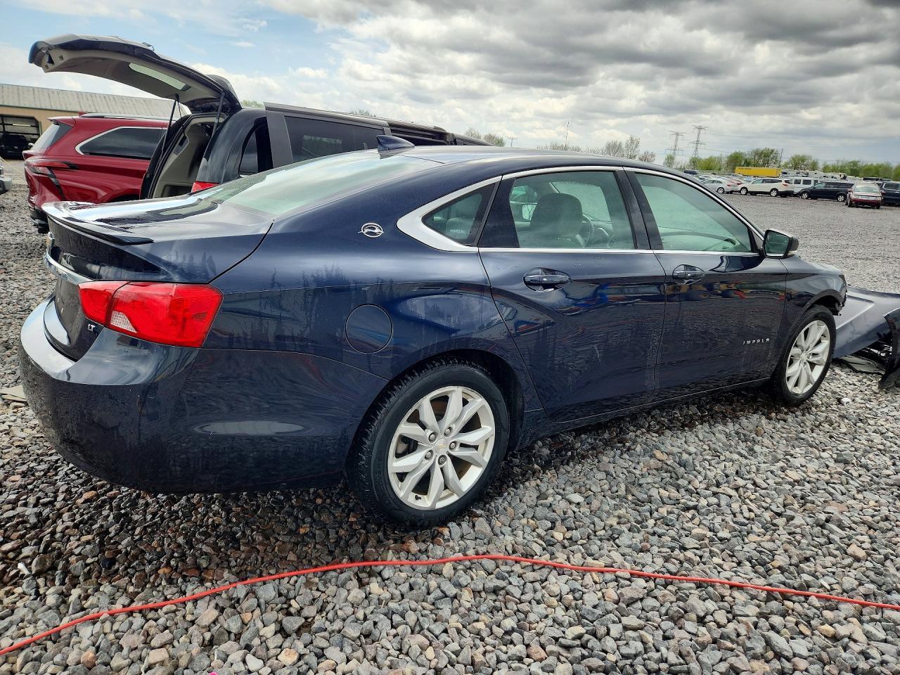 2019 Chevrolet Impala Lt - Image 3