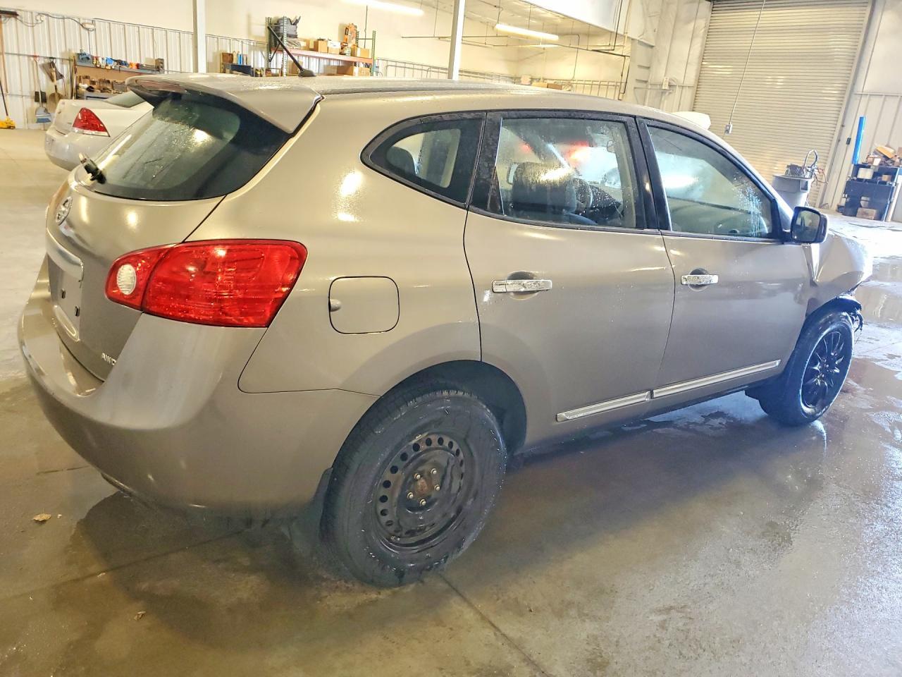 2011 Nissan Rogue S - Фото 3