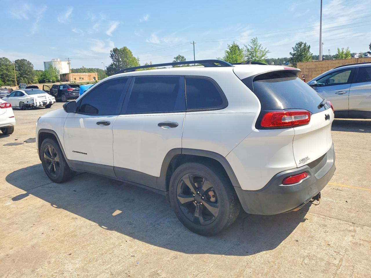 2017 Jeep Cherokee Sport - Image 2